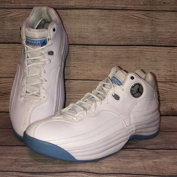 jordan jumpman team 1 university blue